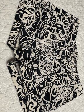 New York & Company Black and White Printed Bermuda Shorts